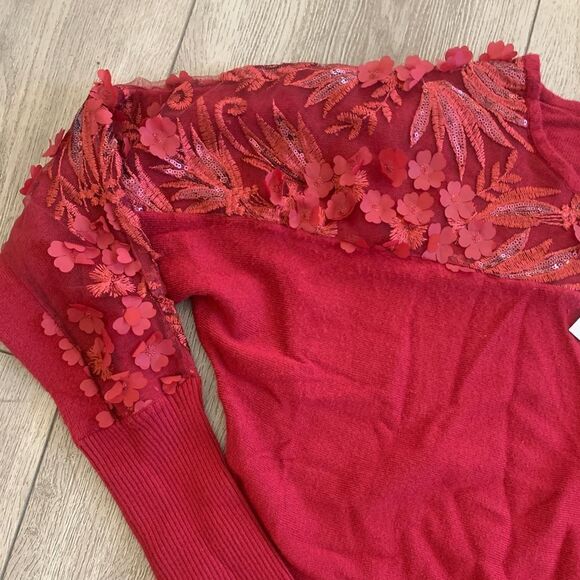 Joseph A beautiful sweater perfect for Valentine’s Day - Picture 6 of 8